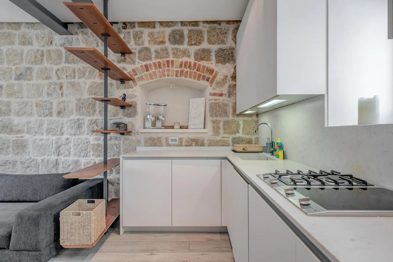 Funky Donkey Apartment Split